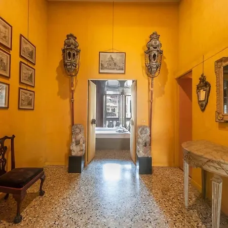 Ca' Del Novo, The Alcantara Close To San Marco And Rialto Venedig